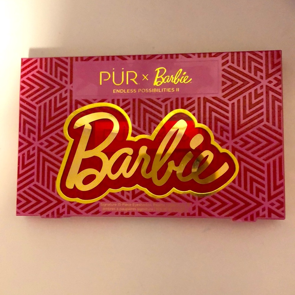 Eyeshadow Palette + FREE GIFT